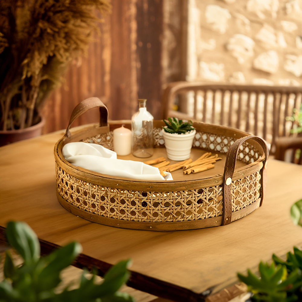 Rattan tray with handles