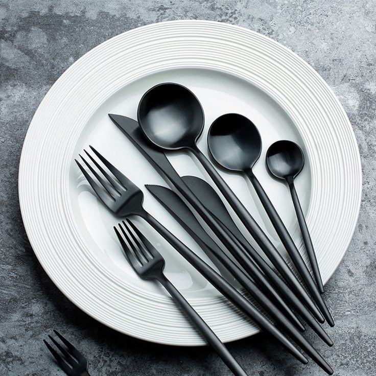 Essential 24 Piece Cutlery Set