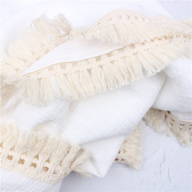 Dreamy Tasslled Throw Blanket