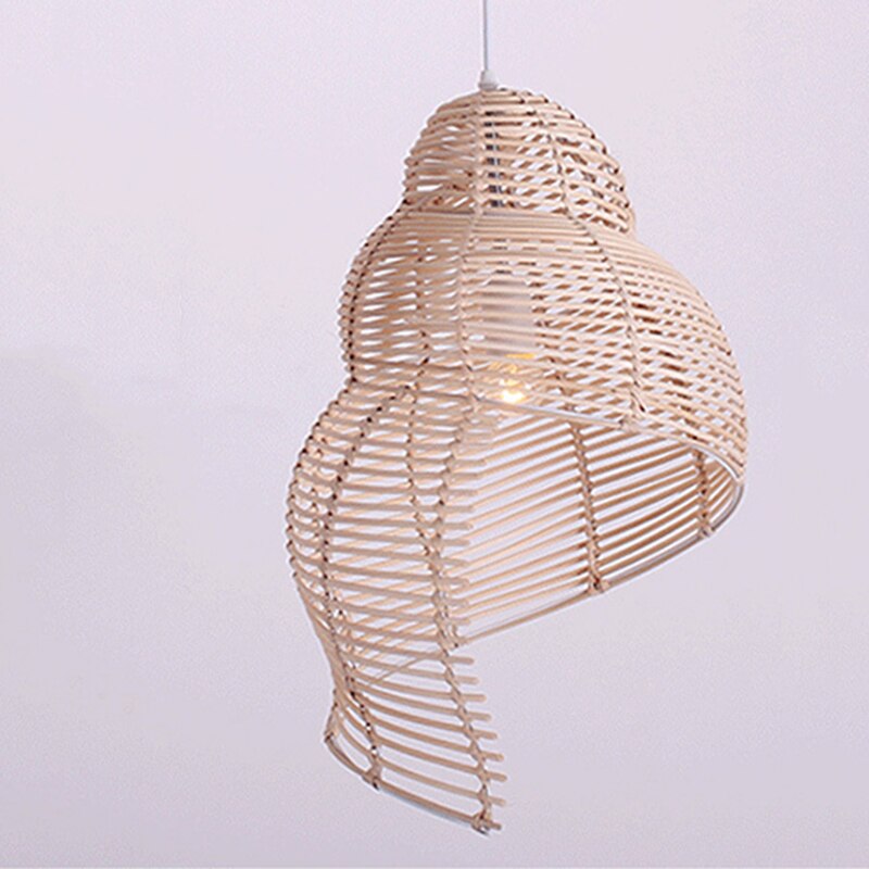 Seashell Woven Rattan Light