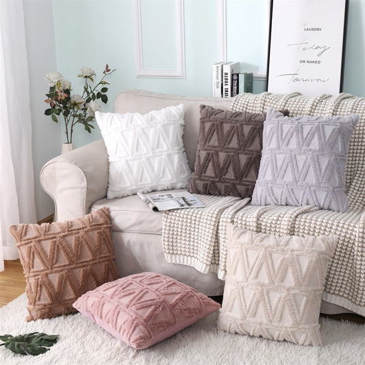 Geometric Patterned Throw Cushion