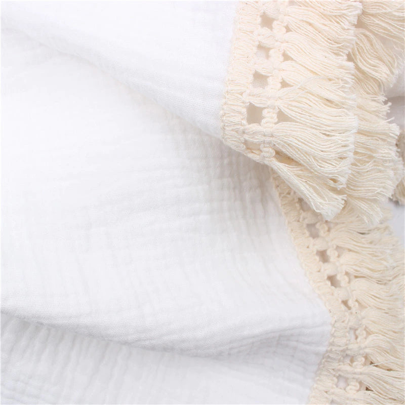 Dreamy Tasslled Throw Blanket