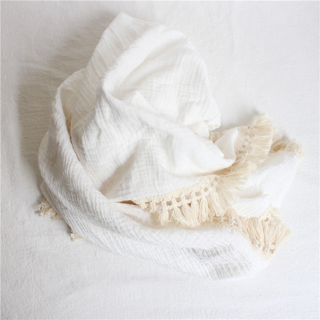 Dreamy Tasslled Throw Blanket