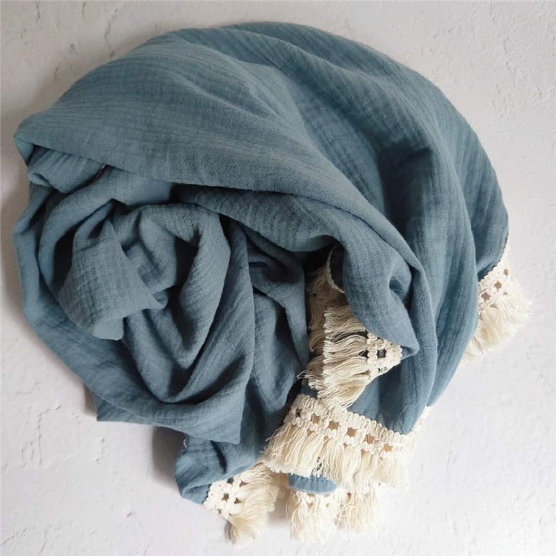 Dreamy Tasslled Throw Blanket