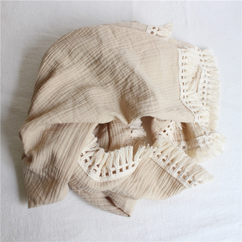 Dreamy Tasslled Throw Blanket